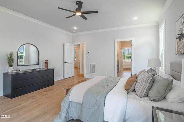3220 Oakridge River Road, Fuquay Varina, NC 27526