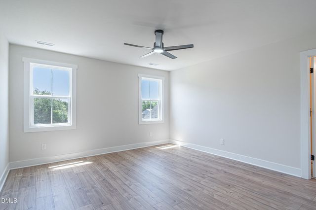 3220 Oakridge River Road, Fuquay Varina, NC 27526