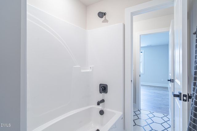 3220 Oakridge River Road, Fuquay Varina, NC 27526