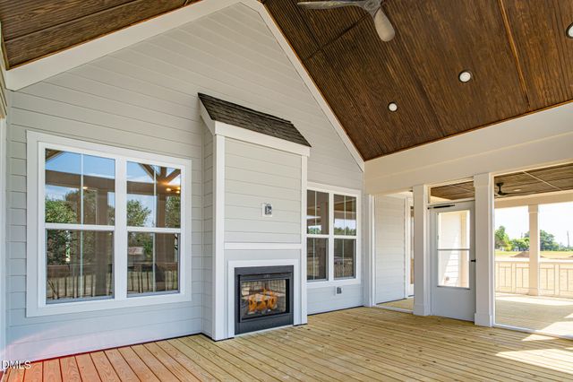 3220 Oakridge River Road, Fuquay Varina, NC 27526