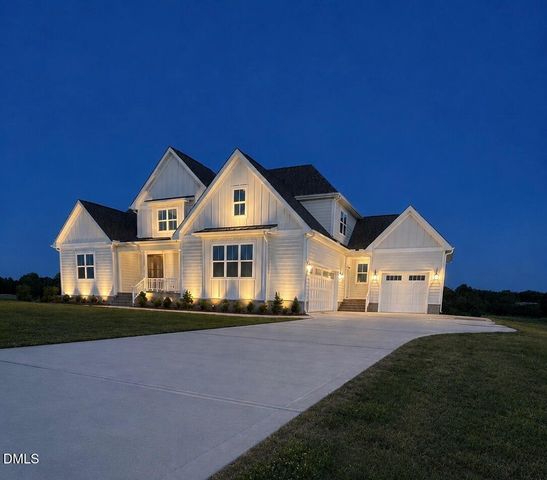 3220 Oakridge River Road, Fuquay Varina, NC 27526