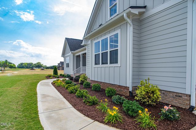 3220 Oakridge River Road, Fuquay Varina, NC 27526