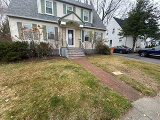30 Stearns Rd -, Belmont, MA 02478