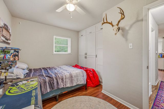 1350 Groesbeck Street, Stephenville, TX 76401