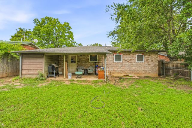 1350 Groesbeck Street, Stephenville, TX 76401
