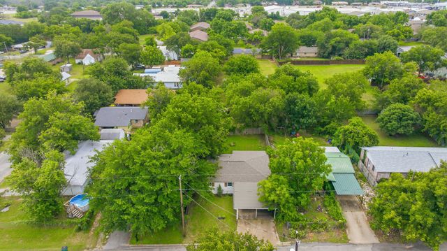 1350 Groesbeck Street, Stephenville, TX 76401