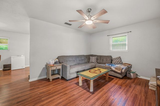 1350 Groesbeck Street, Stephenville, TX 76401