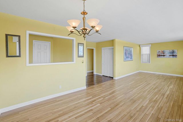 4 Channing Place 2L, Eastchester, NY 10709