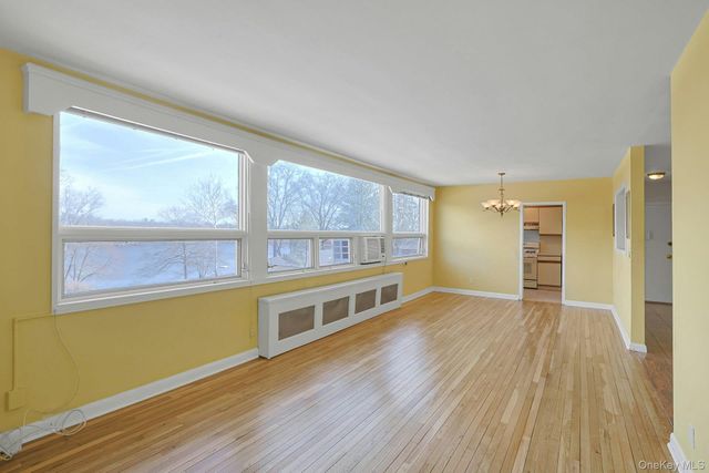 4 Channing Place 2L, Eastchester, NY 10709