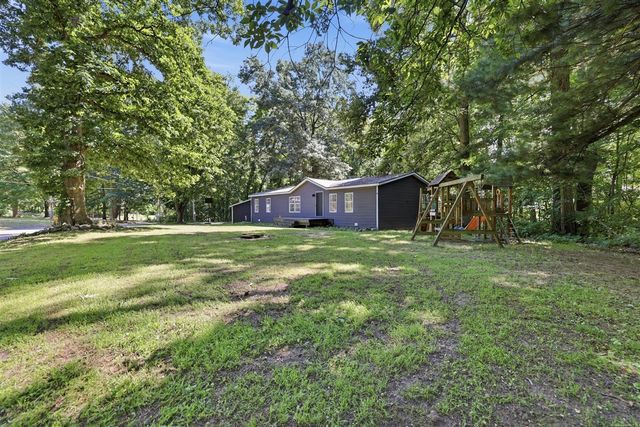 7460 Pine Ridge Drive, Belding, MI 48809