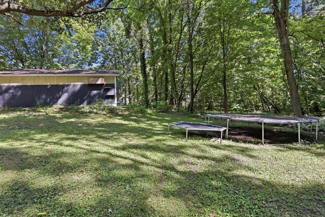 7460 Pine Ridge Drive, Belding, MI 48809