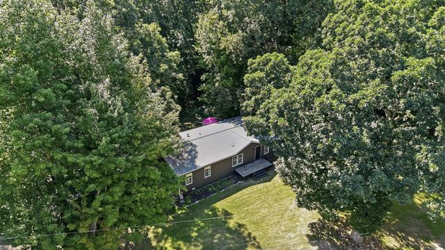 7460 Pine Ridge Drive, Belding, MI 48809