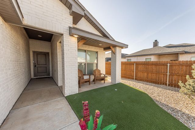 2928 Abbeville Avenue, Wolfforth, TX 79382