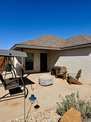 2928 Abbeville Avenue, Wolfforth, TX 79382
