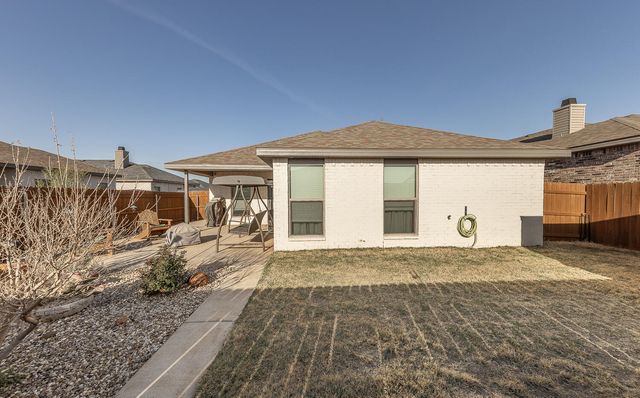 2928 Abbeville Avenue, Wolfforth, TX 79382