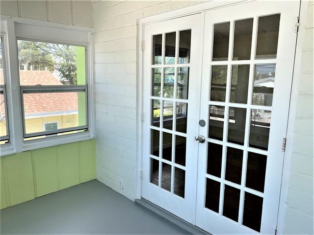 61 81ST AVENUE 3, Treasure Island, FL 33706