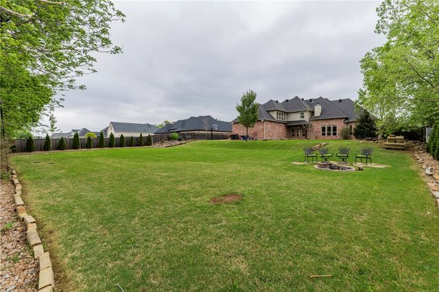 4232 Saint Johns Wood Street, Springdale, AR 72764
