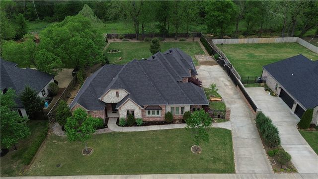 4232 Saint Johns Wood Street, Springdale, AR 72764