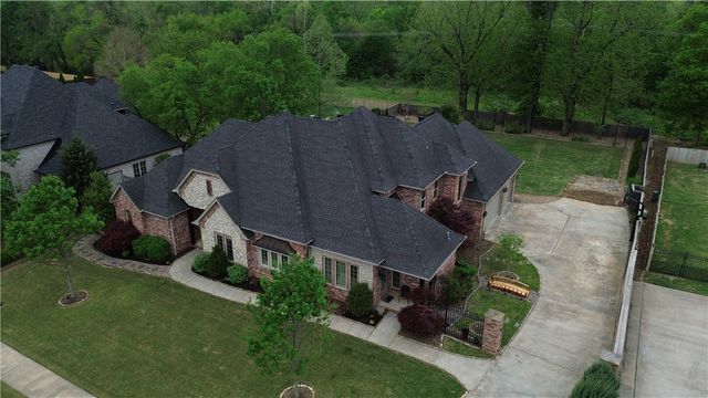 4232 Saint Johns Wood Street, Springdale, AR 72764