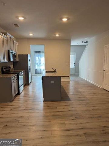 6085 Mallory Park 32, South Fulton, GA 30291