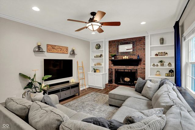 11226 Reflection Point Drive, Fishers, IN 46037