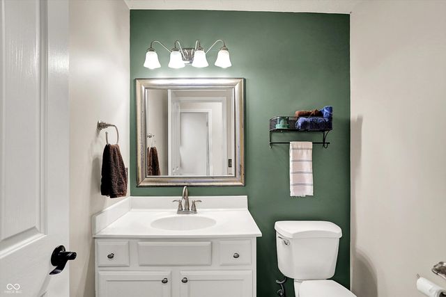11226 Reflection Point Drive, Fishers, IN 46037