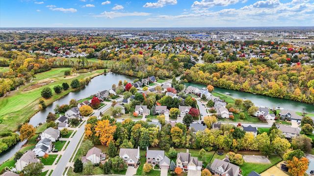 11226 Reflection Point Drive, Fishers, IN 46037