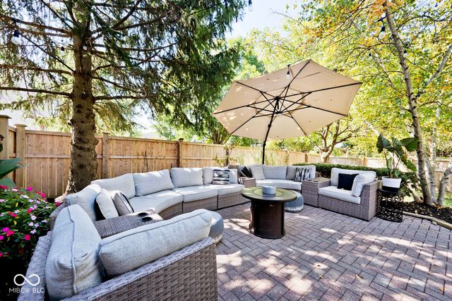 11226 Reflection Point Drive, Fishers, IN 46037