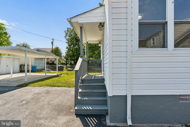 109 CHESLEY AVE, Baltimore, MD 21206