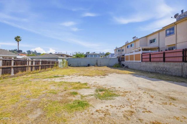 1008 E Windsor Road, Glendale, CA 91205