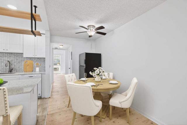 247 Ventnor R, Deerfield Beach, FL 33442