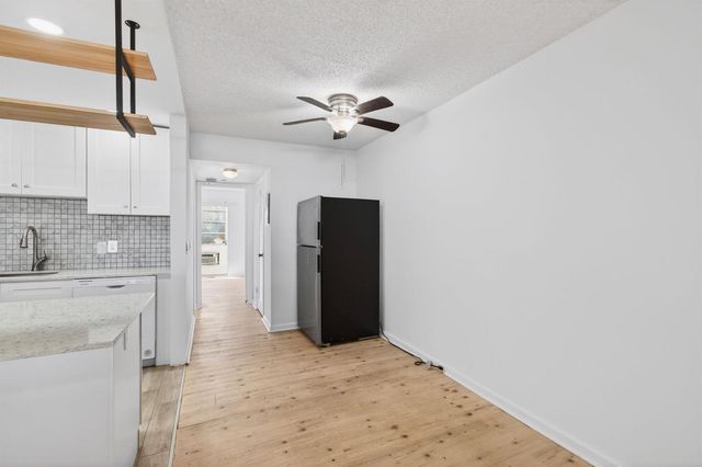 247 Ventnor R, Deerfield Beach, FL 33442
