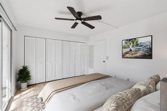 247 Ventnor R, Deerfield Beach, FL 33442