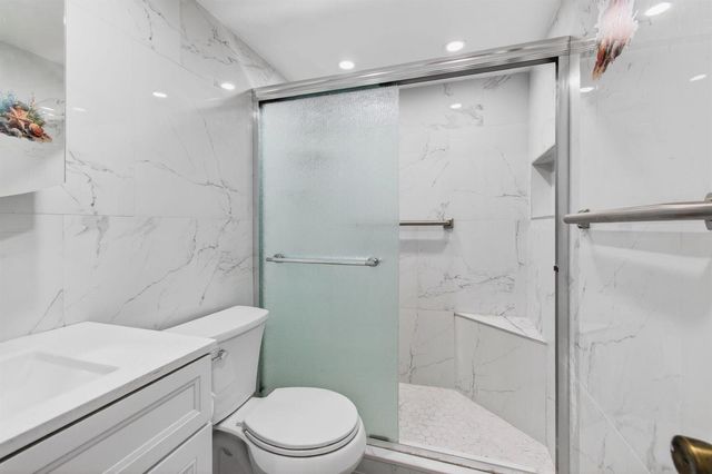 247 Ventnor R, Deerfield Beach, FL 33442
