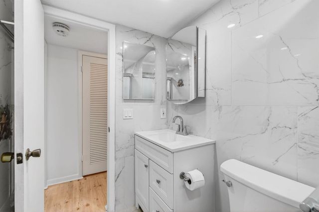 247 Ventnor R, Deerfield Beach, FL 33442