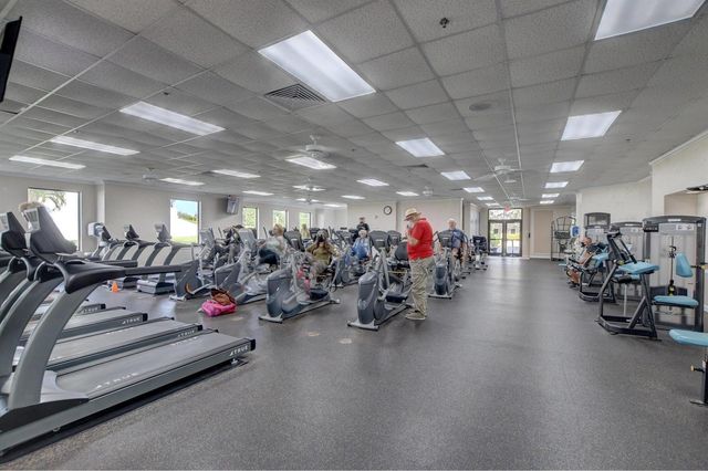 247 Ventnor R, Deerfield Beach, FL 33442