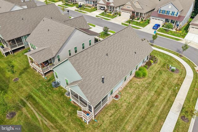 2814 CAMOMILE DR E, Frederick, MD 21704