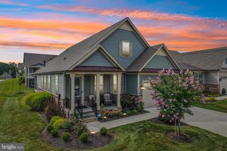 2814 CAMOMILE DR E, Frederick, MD 21704