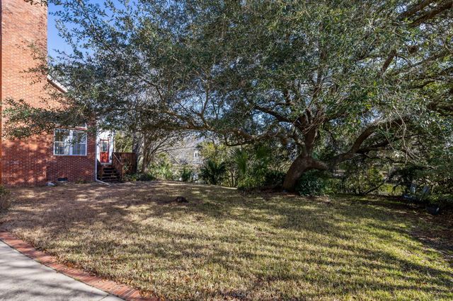 718 High Battery Circle, Mount Pleasant, SC 29464