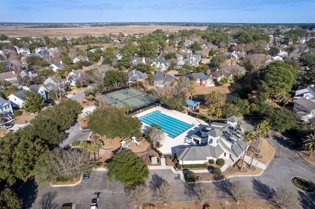 718 High Battery Circle, Mount Pleasant, SC 29464