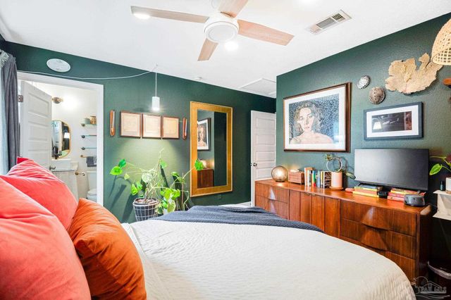 418 W Gadsden St, Pensacola, FL 32501