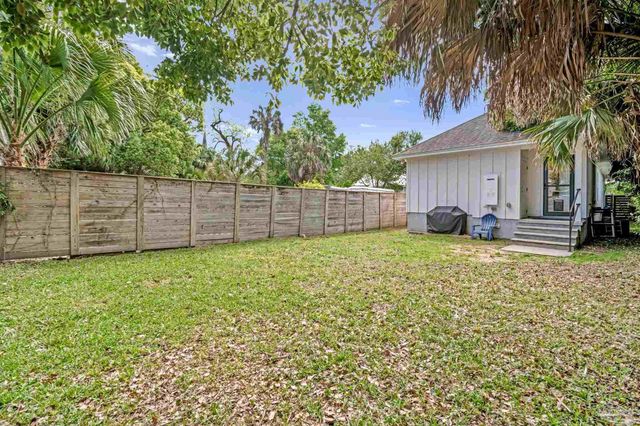 418 W Gadsden St, Pensacola, FL 32501