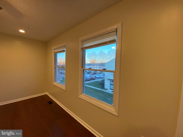 2115 N ANVIL LN, Temple Hills, MD 20748