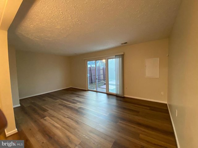 2115 N ANVIL LN, Temple Hills, MD 20748