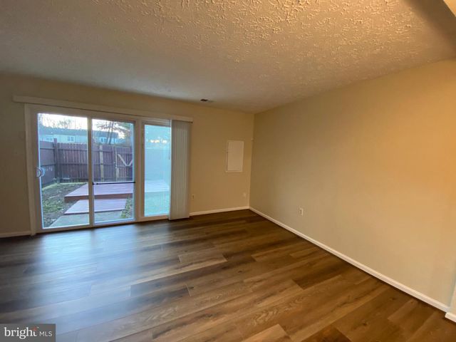 2115 N ANVIL LN, Temple Hills, MD 20748