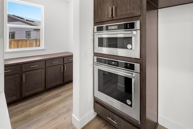 2365 Briar Meadow Cir, Auburn, CA 95603