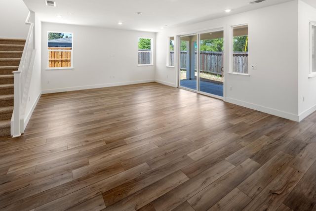 2365 Briar Meadow Cir, Auburn, CA 95603