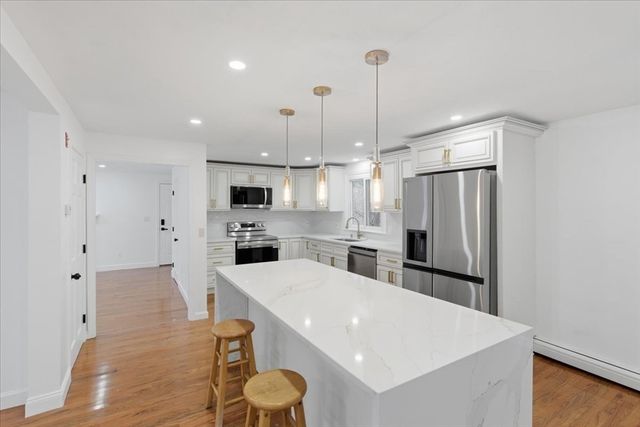 430 Brook Bend Rd, Hanson, MA 02341