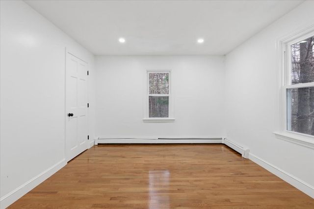 430 Brook Bend Rd, Hanson, MA 02341