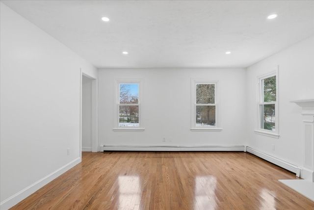 430 Brook Bend Rd, Hanson, MA 02341